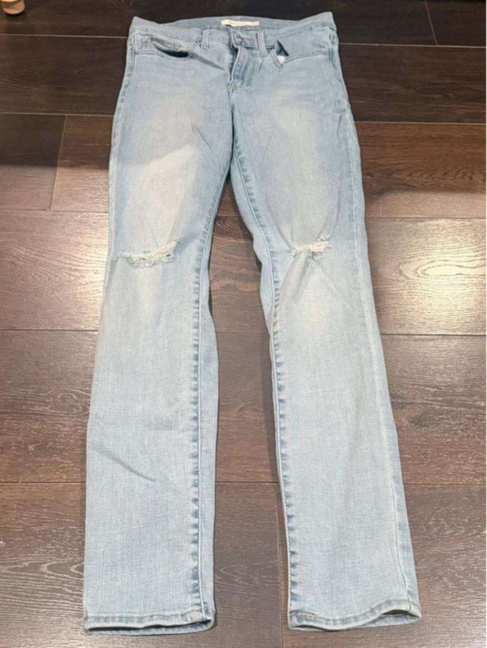 Levi’s Slimming Skinny Jeans Women’s W27 L30 175